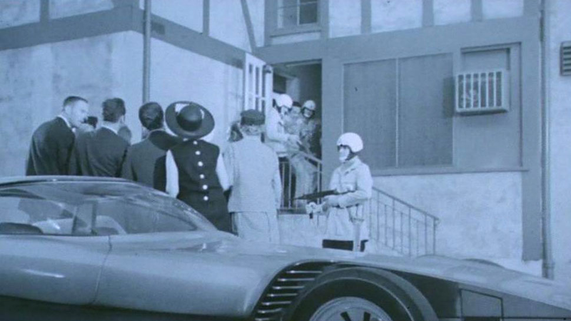 Illustration for article titled This Is The Only Time Star Trek Ever Showed An Alien-Made Car
